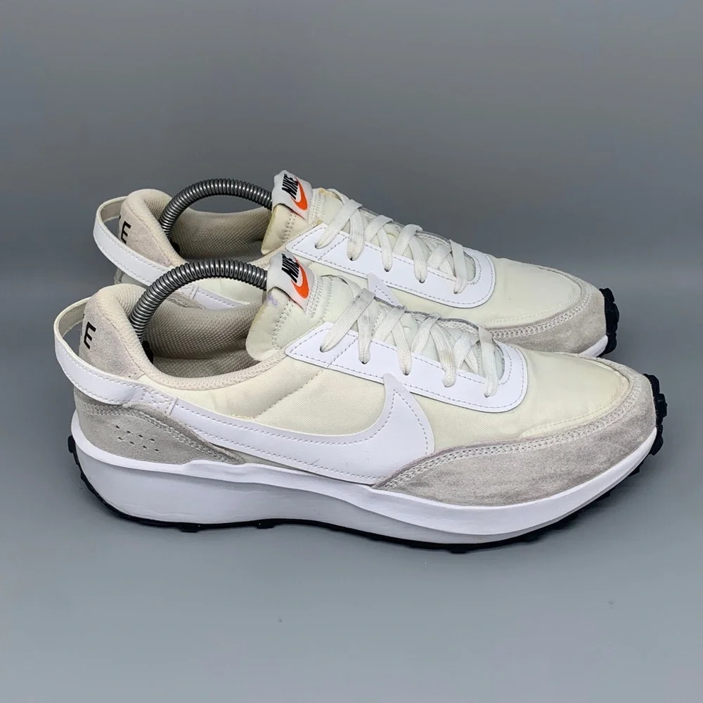 Nike Waffle Debut SE White Sail Running Shoes DH9523-100 Women’s Sz 11‎